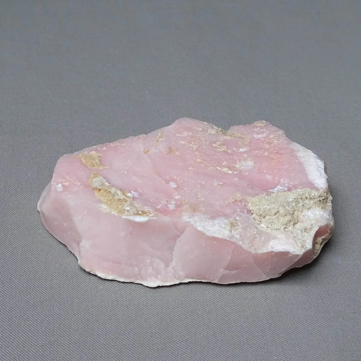 Andean pink natural opal 140g, Peru