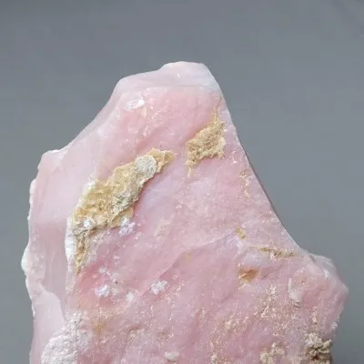 Andean pink natural opal 140g, Peru