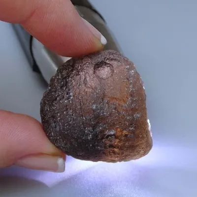 Agni Manitite Tektit 20g, Indonesien