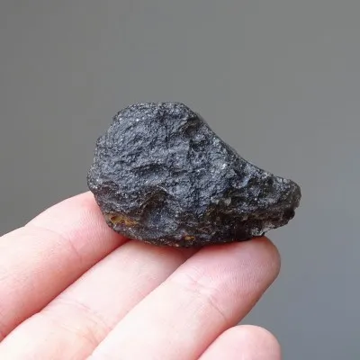 Agni Manitite tektit 22.8g, Indonesia