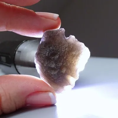 Agni Manitite tektit 15.1g, Indonesia