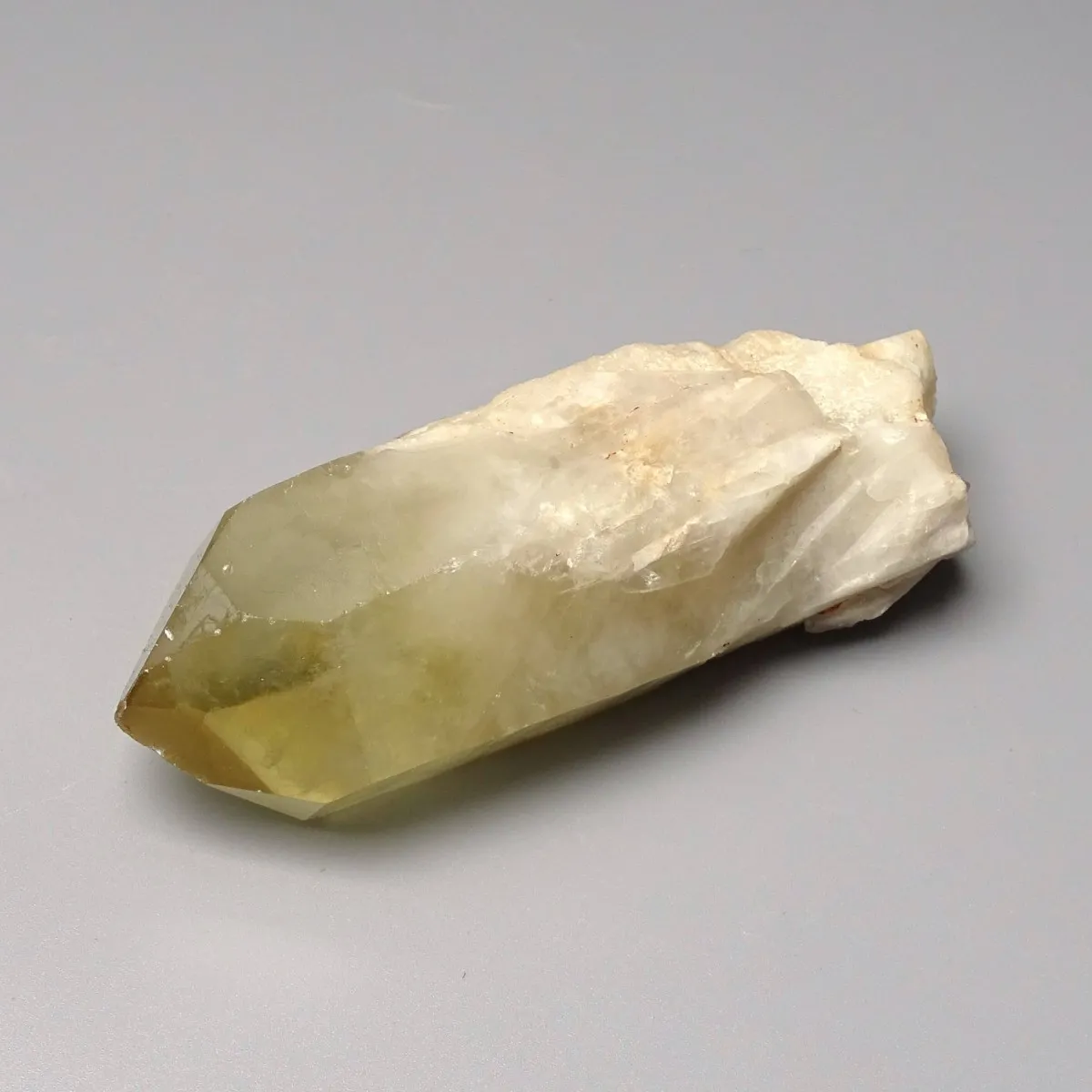 Citrín přírodní krystal 214g, Brazílie