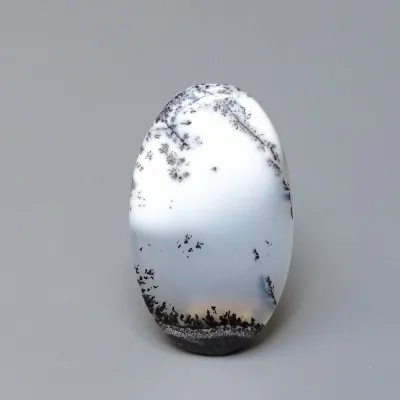 Dendritický opál (merlinit) kabošon 14g, Madagaskar