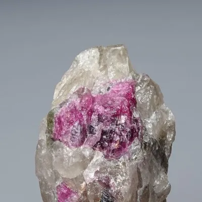 Rubelit/červený turmalín 54,8g, Brazílie