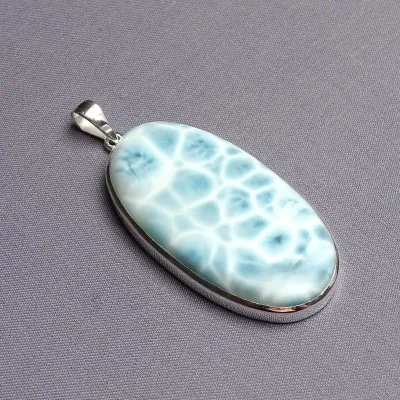 Larimar pendant top quality 32.1g, Dominican Republic