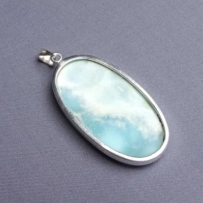 Larimar pendant top quality 32.1g, Dominican Republic