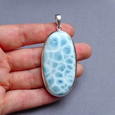 Larimar pendant top quality 32.1g, Dominican Republic