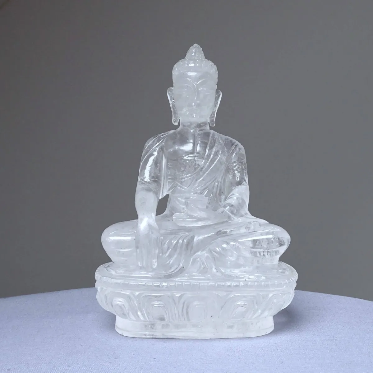Buddha sedící z Himalajského křišťálu 968g, Pakistán