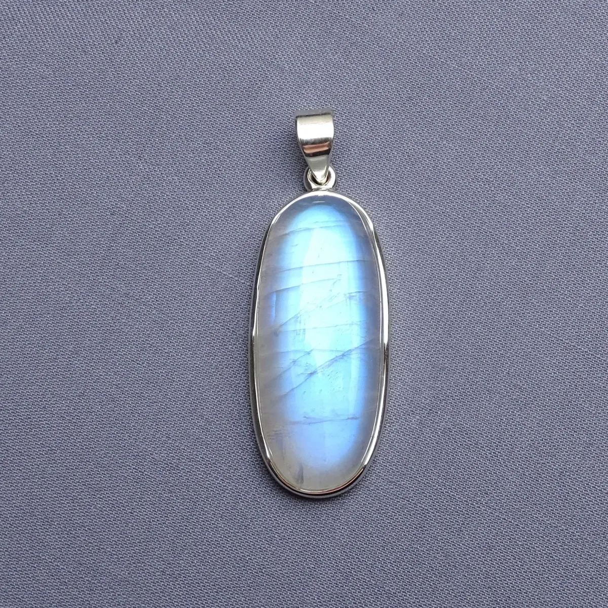 Moonstone pendant in silver 12.6g, top quality