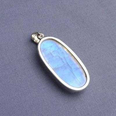 Moonstone pendant in silver 12.6g, top quality
