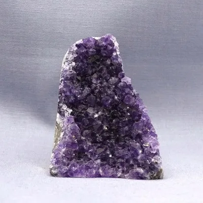 Amethyst natürliche Druse 209g, Uruguay