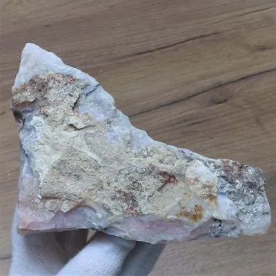 Andean pink opal - 489 g, Peru