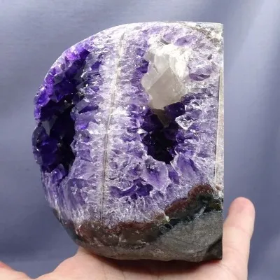 Amethyst natural druse 1160g, Uruguay