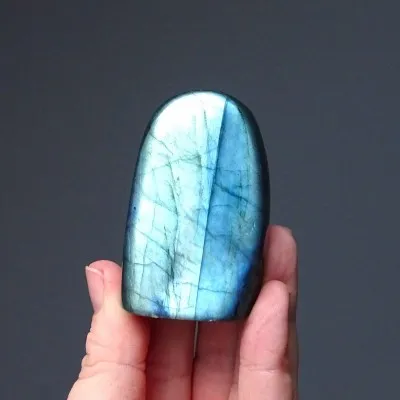 Labradorite natural polished top quality 87g, Madagascar