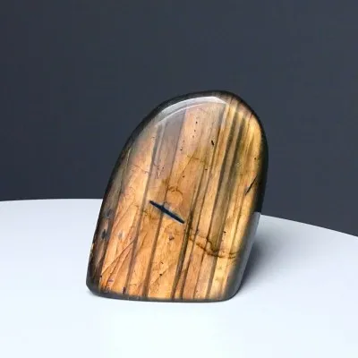 Labradorite natural polished top quality 153g, Madagascar