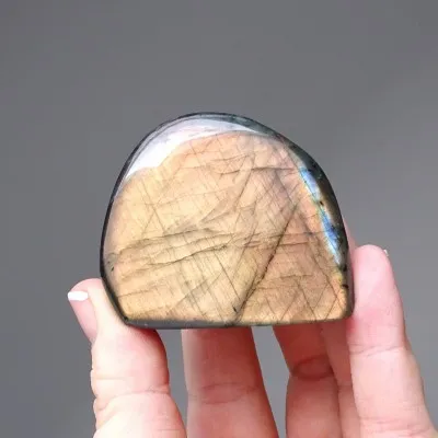 Labradorite natural polished top quality 85g, Madagascar