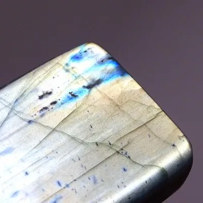 Labradorite natural polished top quality 177g, Madagascar