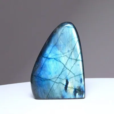 Labradorite natural polished top quality 113g, Madagascar