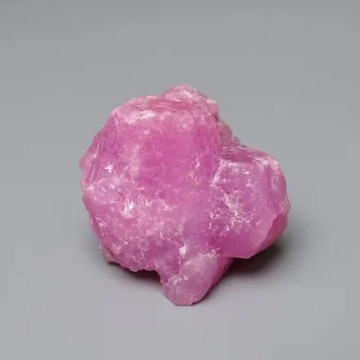 Natural raw ruby 54.4g, Macedonia