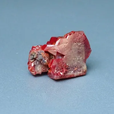 Vanadinit minerál krystaly 27,3g, Maroko
