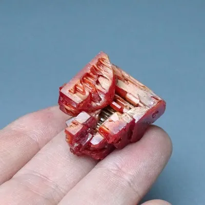Vanadinit minerál krystaly 27,3g, Maroko
