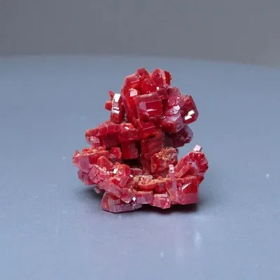 Vanadinite mineral 33.3g, Morocco
