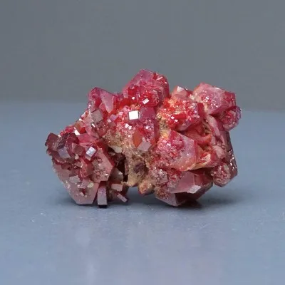 Vanadinit minerál krystaly 25,2g, Maroko