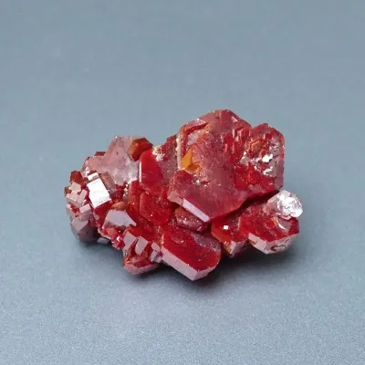 Vanadinit minerál krystaly 25,2g, Maroko