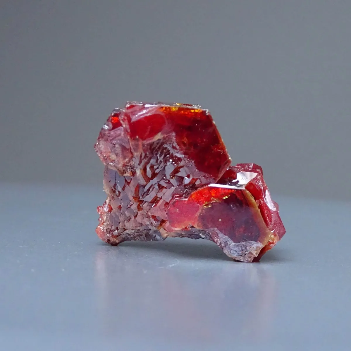 Vanadinit minerál krystaly 32,8g, Maroko