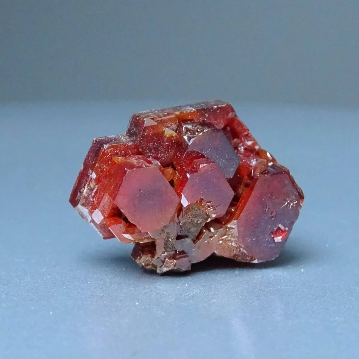 Vanadinit minerál krystaly 26,9g, Maroko