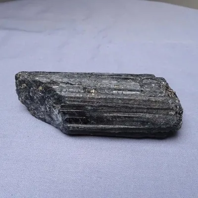 Tourmaline raw crystal black - skoryl 297g, Brazil