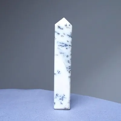 Dendritischer Opal (Merlinit) Obelisk 107g, Madagaskar