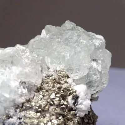 Fluorite combination with pyrite 435g, Peru