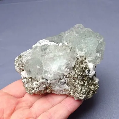 Fluorit kombinace s pyritem 435g, Peru