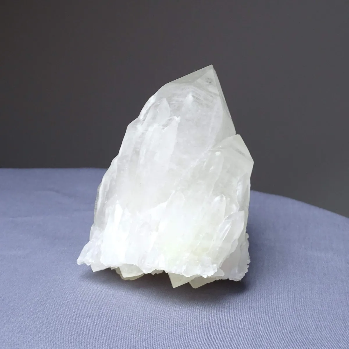 Natural crystal, double-ended, 487g, Peru