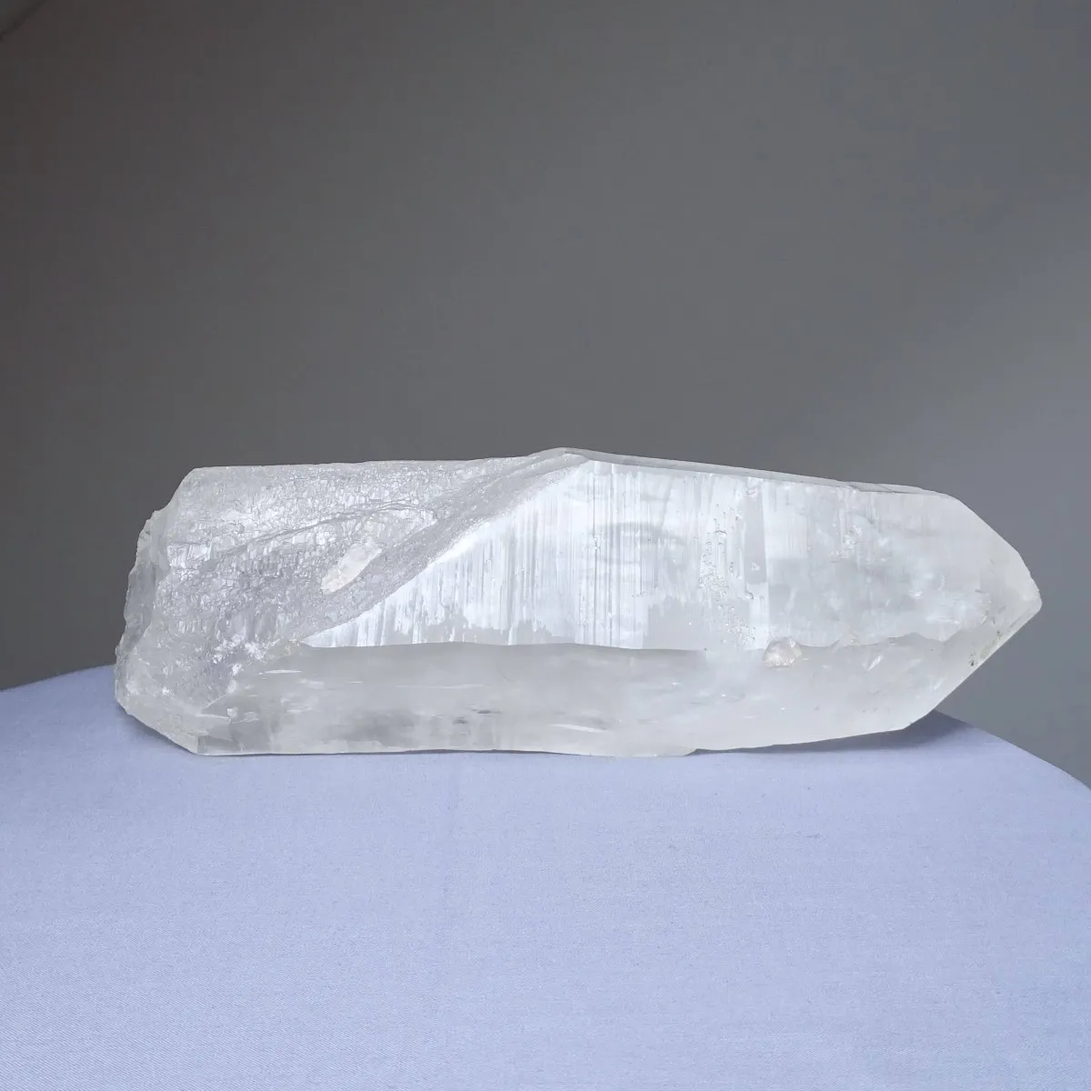 Lemurský křišťál přírodní 3278g, Brazílie