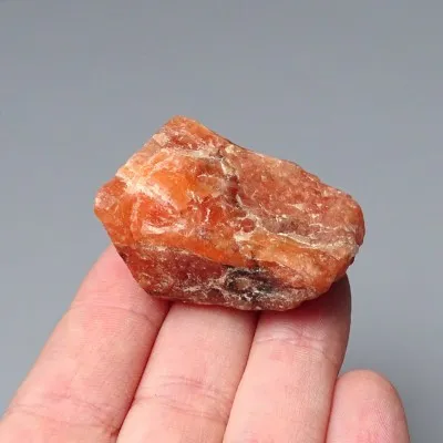 Triplite raw mineral 39.6g, Pakistan