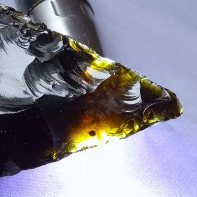 Zlatý obsidián ručně vyrobený hrot z pazourku na oštěp 166g, Mexiko
