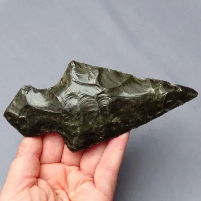 Golden obsidian handmade flint spear point 109g, Mexico