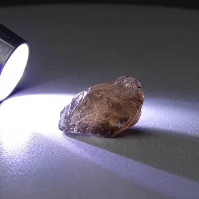 Kolumbianit sopečné sklo 4,8g, Kolumbie