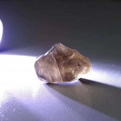 Kolumbianit sopečné sklo 4,6g, Kolumbie