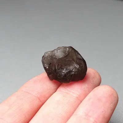 Kolumbianit sopečné sklo 4,6g, Kolumbie