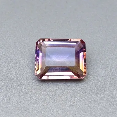 Geschliffener Ametrin 17,99ct, Bolivien