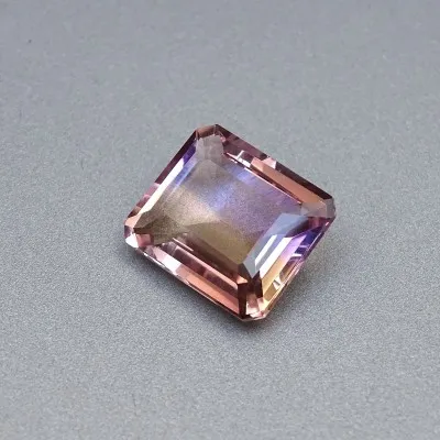 Ametrín přírodní broušený 17,99ct, Bolívie