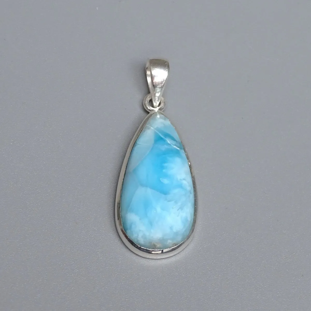 Larimar pendant top quality 8g, Dominican Republic
