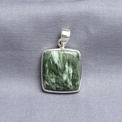 Serafinit-Anhänger aus Silber 6,9g, Russland