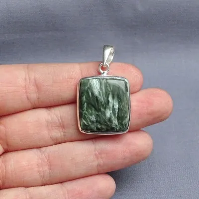 Serafinit-Anhänger aus Silber 6,9g, Russland