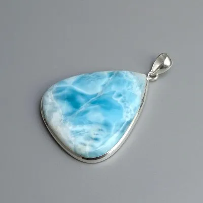 Larimar pendant top quality 24.3g, Dominican Republic
