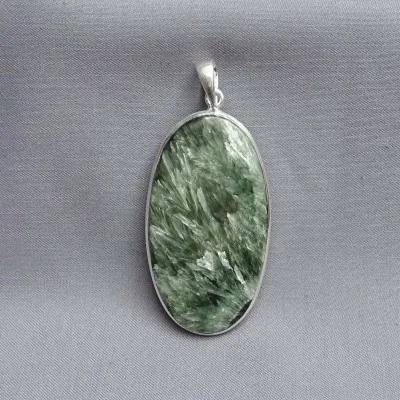 Serafinit-Anhänger aus Silber 18,2g, Russland