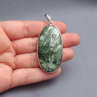 Serafinit-Anhänger aus Silber 17,5g, Russland